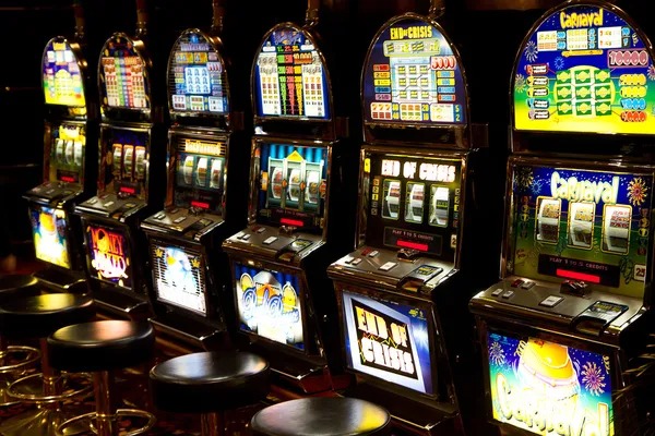 pedia mobile app interface showing live-dealer table, sportsbook markets, and account dashboard